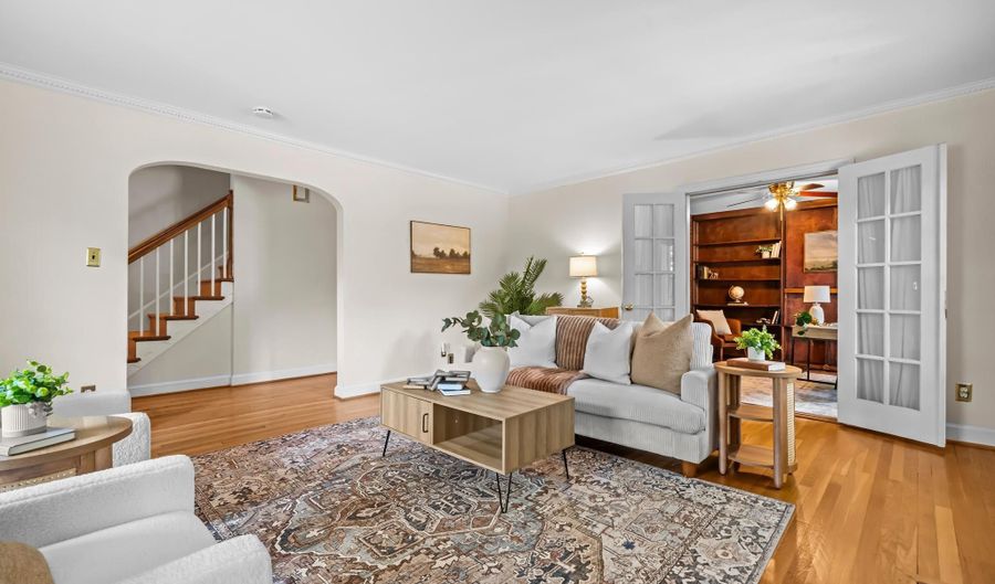 6301 PONTIAC St, Berwyn Heights, MD 20740 - 4 Beds, 4 Bath