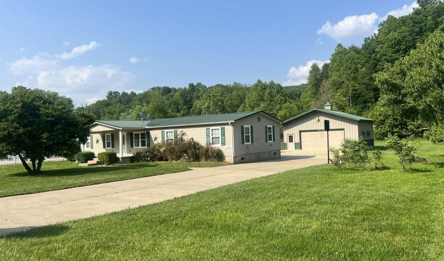 15563 State Route 207, Argillite, KY 41121 - 3 Beds, 2 Bath
