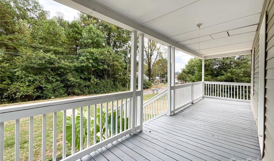 217 Circle Dr, Albemarle, NC 28001 - 2 Beds, 1 Bath