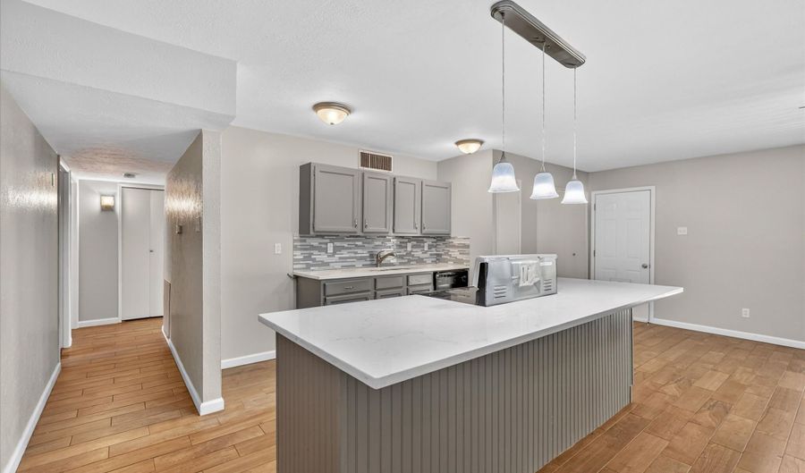 522 Hawthorne Dr, Allen, TX 75002 - 4 Beds, 2 Bath