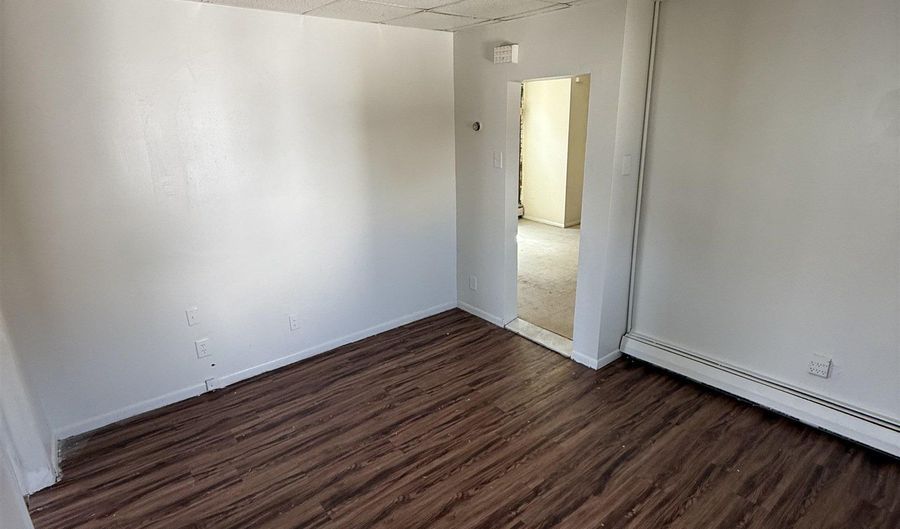 133 W 20TH St, Bayonne, NJ 07002 - 3 Beds, 1 Bath
