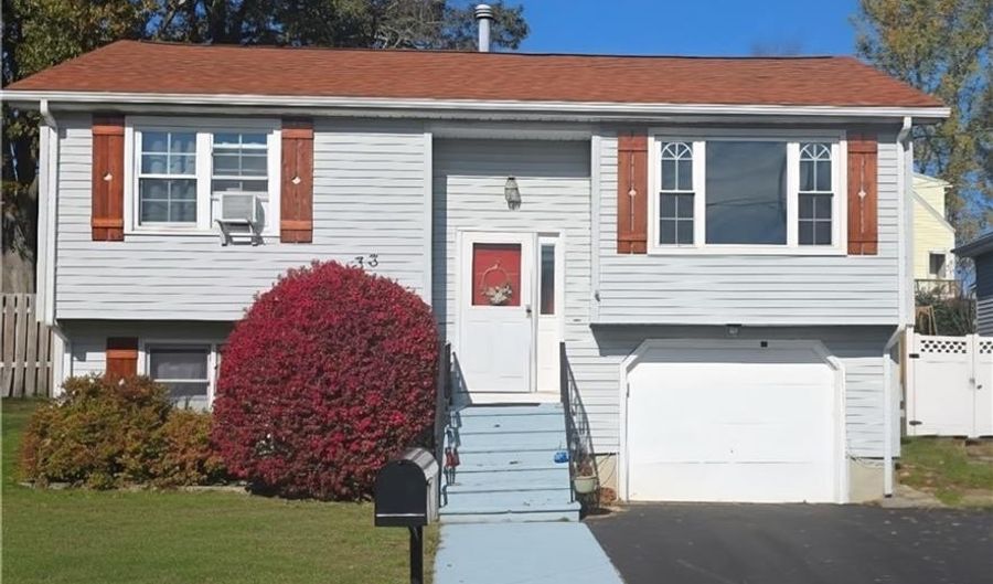 33 Valley St, Cumberland, RI 02864 - 4 Beds, 3 Bath