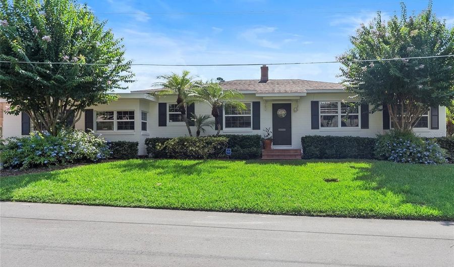 600 SHERIDAN Blvd, Orlando, FL 32804 - 2 Beds, 2 Bath