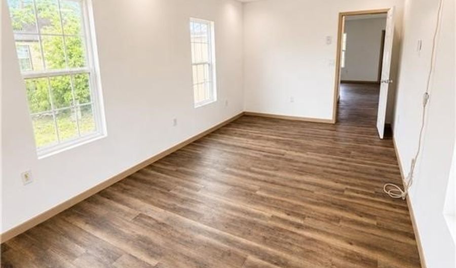 850 N Adams St, Alice, TX 78332 - 2 Beds, 1 Bath