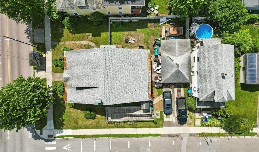 227 North Ave, Burlington, VT 05401 - 5 Beds, 2 Bath