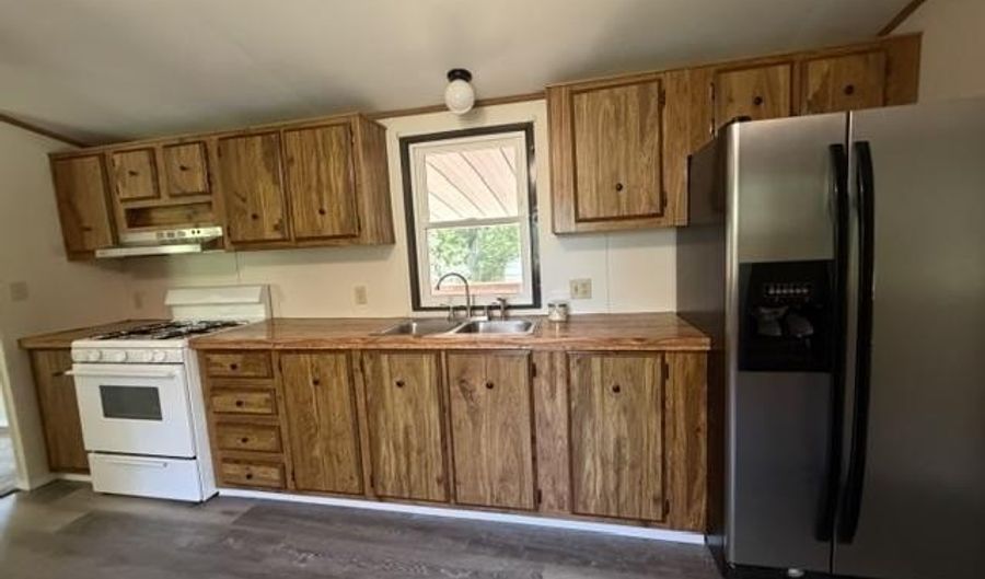 135 Lane 260 W Otter Lk, Angola, IN 46703 - 2 Beds, 2 Bath