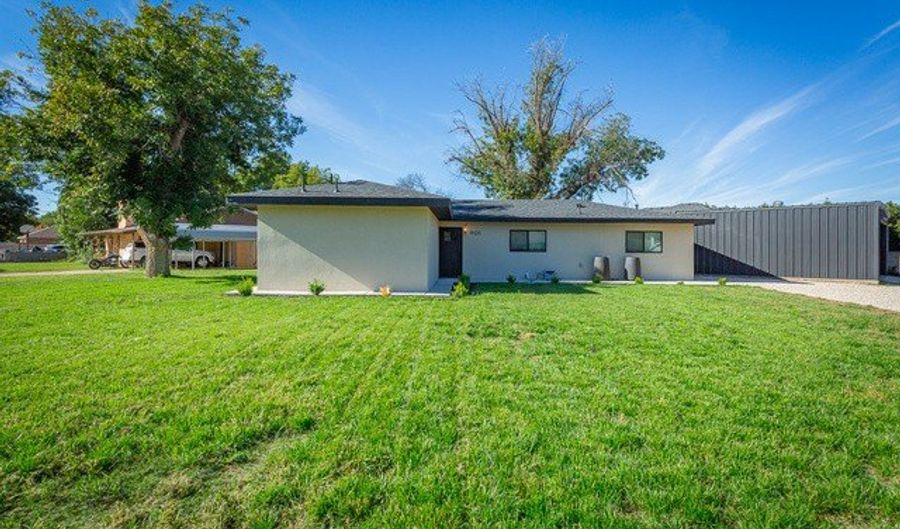 901 CATALINA Dr, Artesia, NM 88210 - 3 Beds, 2 Bath