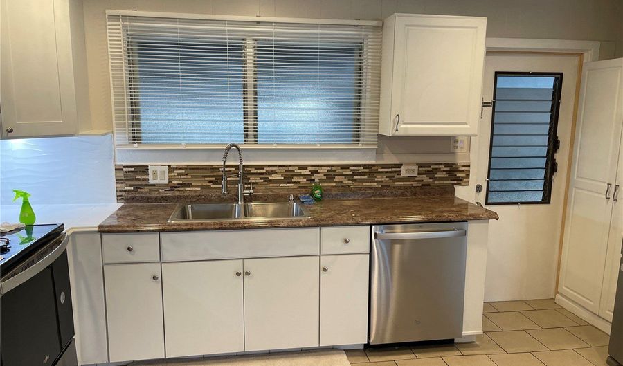 91-748 Oneula Pl, Ewa Beach, HI 96706 - 3 Beds, 2 Bath