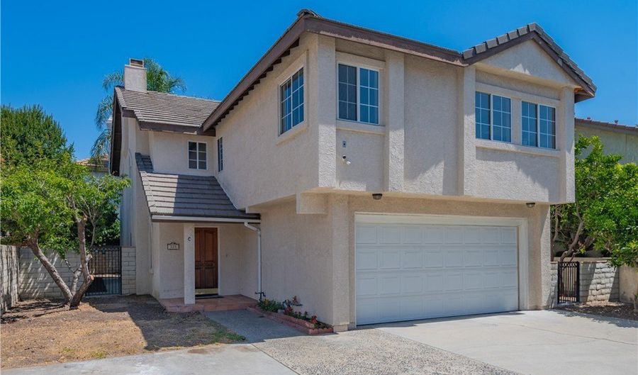325 E Duarte Rd C, Arcadia, CA 91006 - 3 Beds, 3 Bath