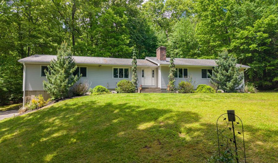 132 Hickory Ln, Bethlehem, CT 06751 - 3 Beds, 2 Bath