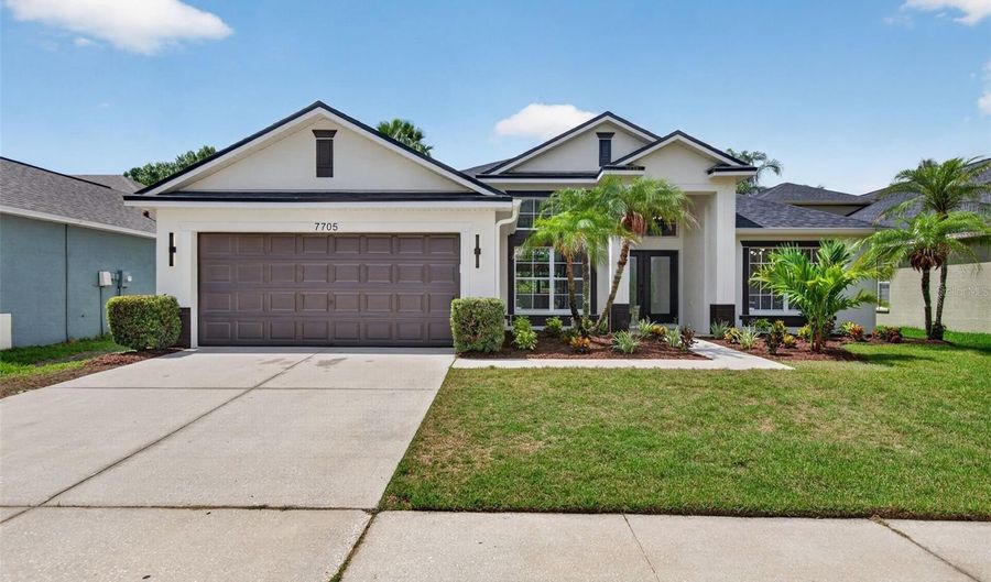 7705 NOTTINGHILL SKY Dr, Apollo Beach, FL 33572 - 4 Beds, 3 Bath