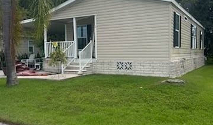10 E Hampton Dr, Auburndale, FL 33823 - 2 Beds, 2 Bath