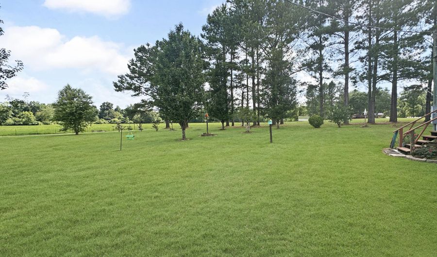 899 Harrisville Braxton Rd Rd, Braxton, MS 39044 - 3 Beds, 2 Bath