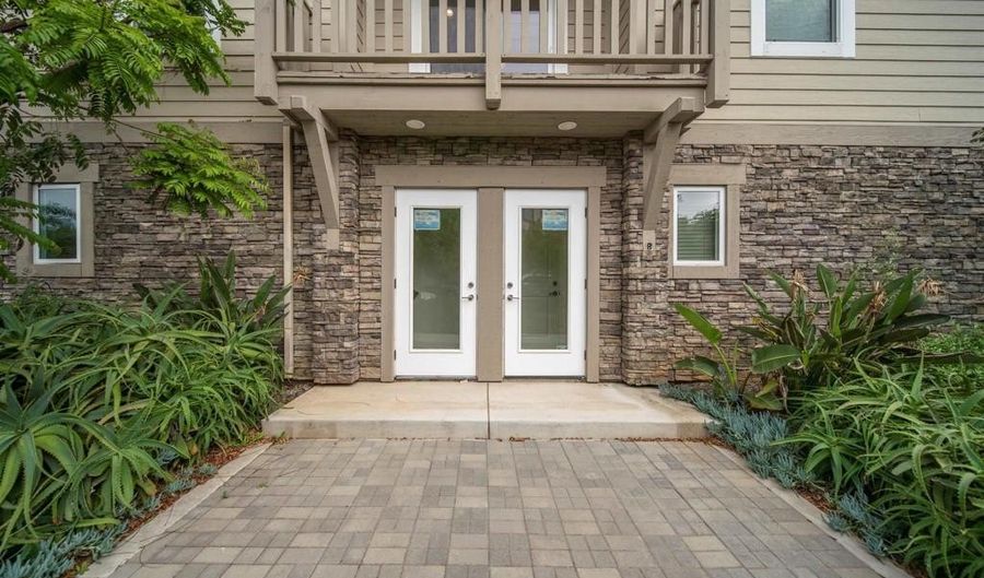 502 S Cleveland St 3, Oceanside, CA 92054 - 3 Beds, 3 Bath