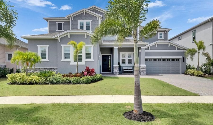 978 SIGNET Dr, Apollo Beach, FL 33572 - 6 Beds, 6 Bath