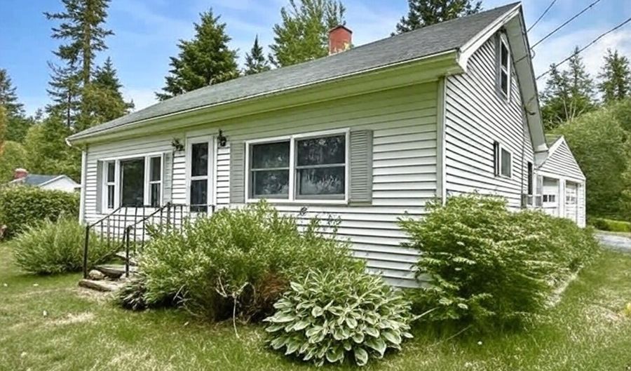386 Indian River Rd, Addison, ME 04606 - 3 Beds, 1 Bath