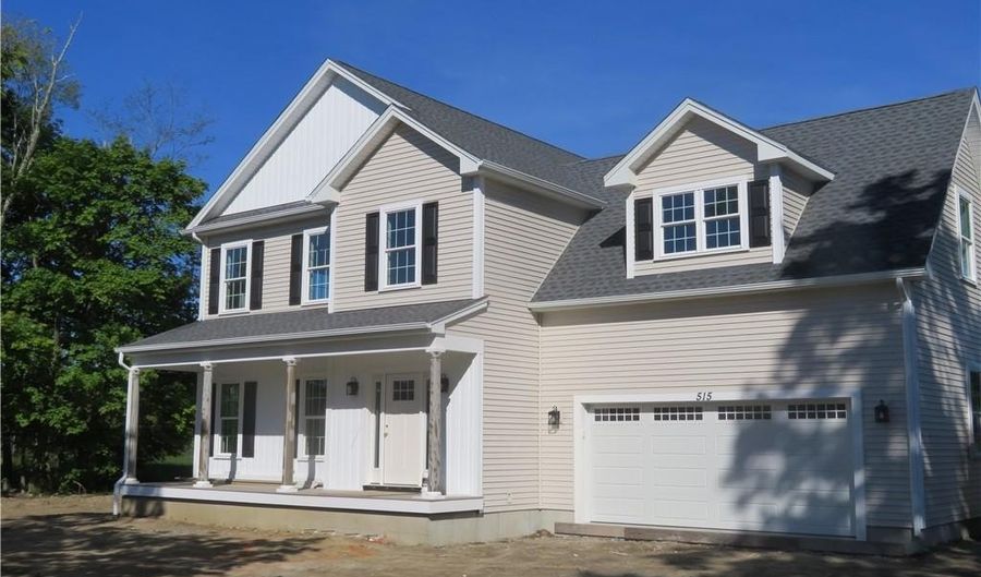 515 School St, North Kingstown, RI 02852 - 3 Beds, 3 Bath