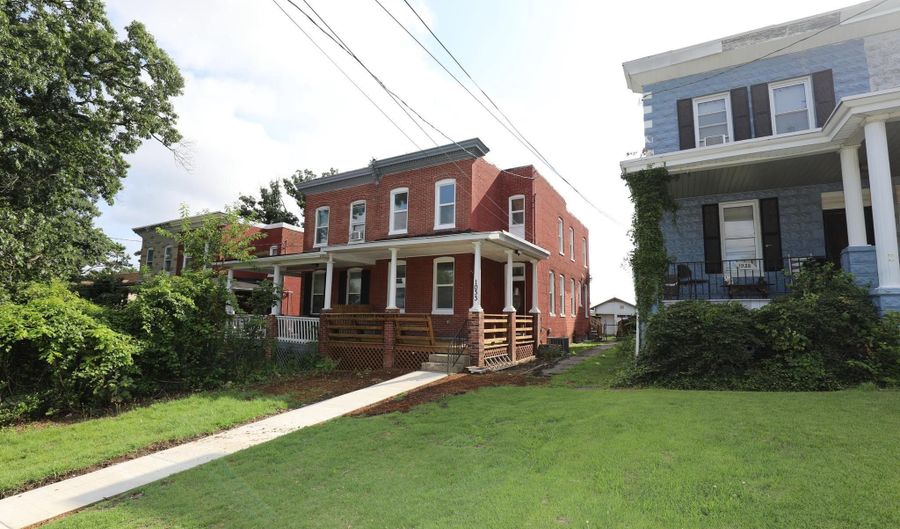 1033 PINE HEIGHTS Ave, Baltimore, MD 21229 - 3 Beds, 3 Bath
