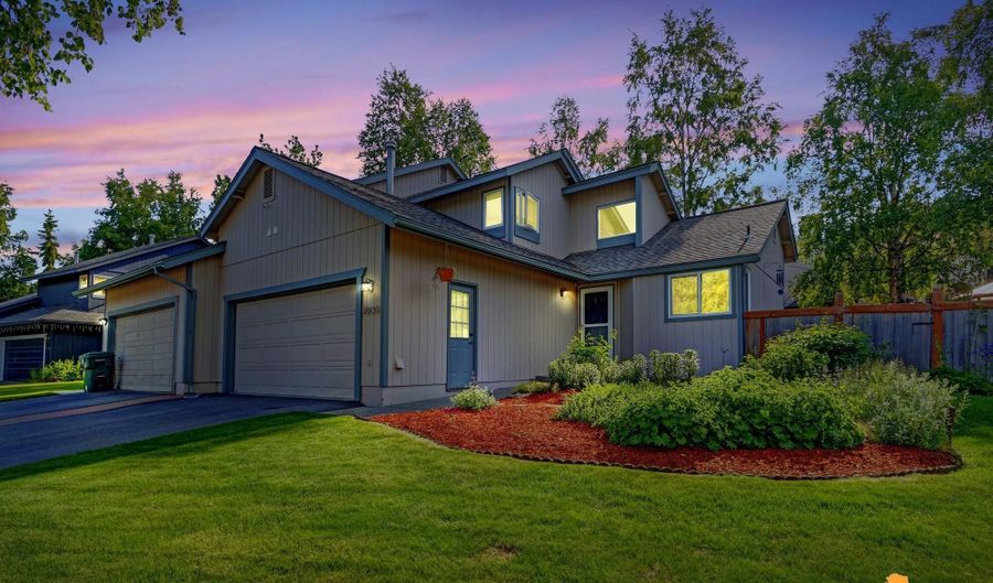 9606 Reliance Dr, Anchorage, AK 99507 - 3 Beds, 3 Bath