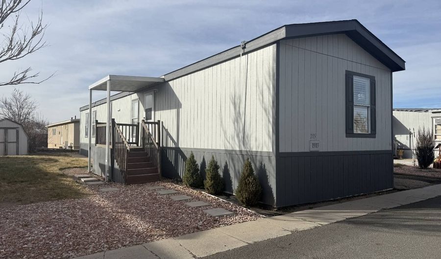 1983 Pagosa St 215, Aurora, CO 80011 - 3 Beds, 2 Bath