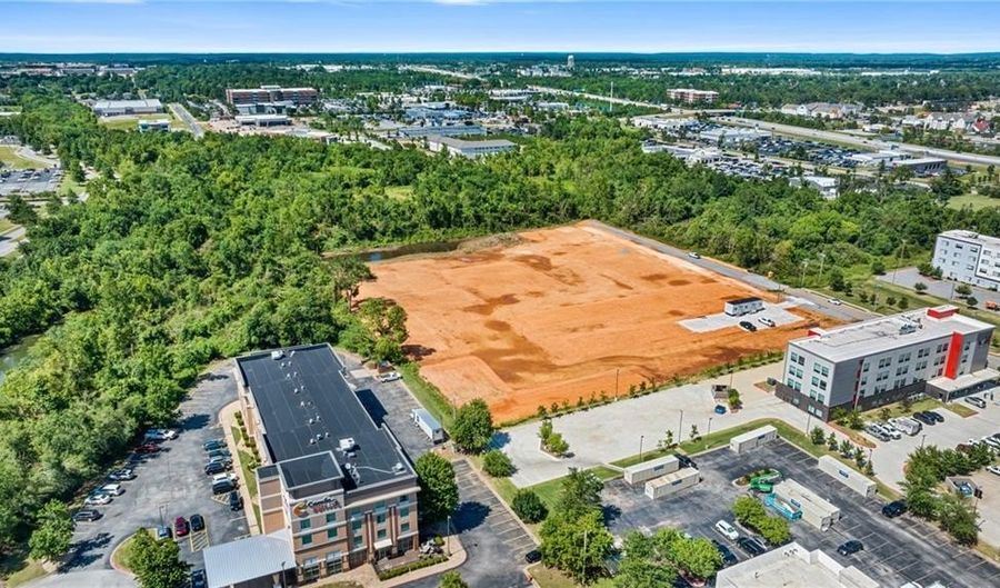 3319 MP Pkwy 304, Bentonville, AR 72712 - 3 Beds, 2 Bath
