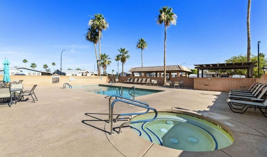 2400 E BASELINE Ave E 52, Apache Junction, AZ 85119 - 3 Beds, 2 Bath