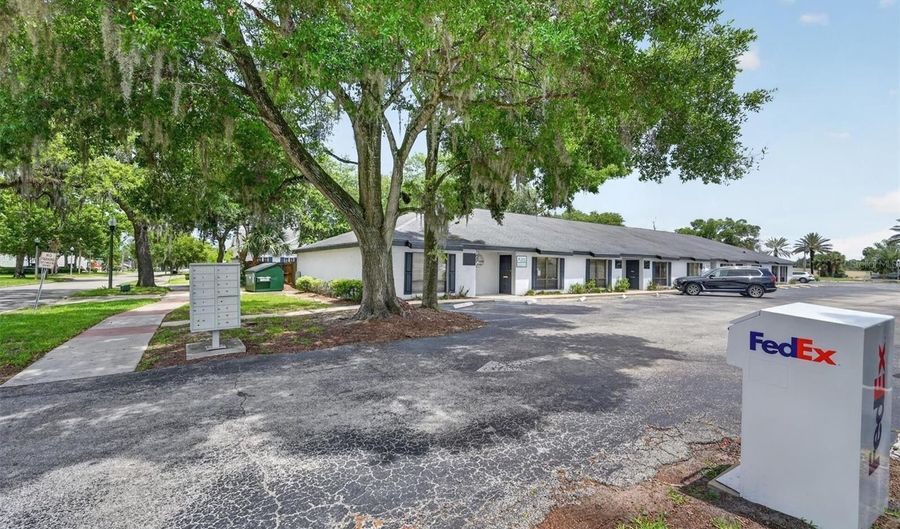 7 W MAIN St 12-14, Apopka, FL 32703 - 0 Beds, 0 Bath