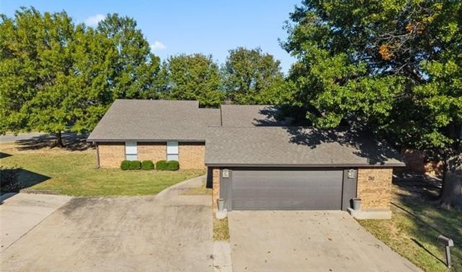 36 Overland St, Ardmore, OK 73401 - 3 Beds, 4 Bath