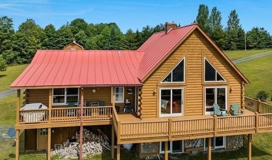 529 Cutler Corner Rd, Barre, VT 05641 - 3 Beds, 3 Bath