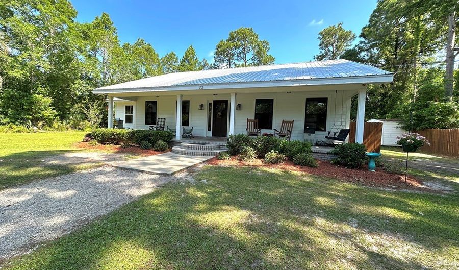 73 Worley Dr, Apalachicola, FL 32320 - 4 Beds, 3 Bath