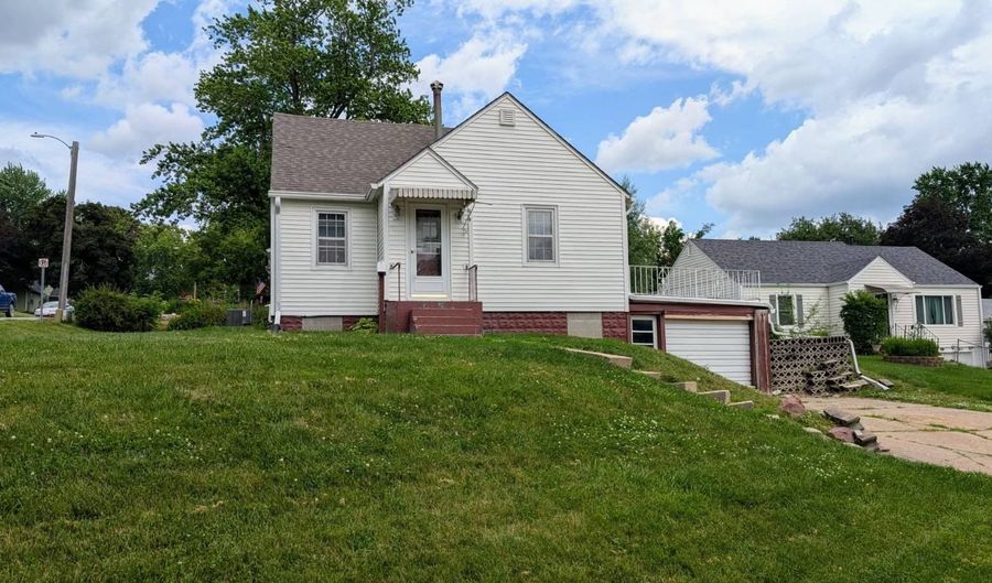 1800 Sycamore Ave, Atlantic, IA 50022 - 3 Beds, 2 Bath