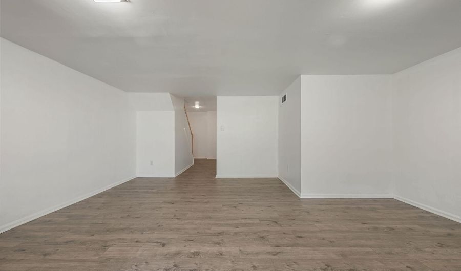 16 HERITAGE Dr, Dover, DE 19904 - 3 Beds, 2 Bath