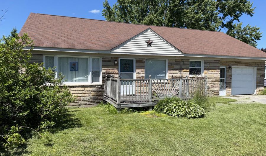 1060 Pine Rd, Alpena, MI 49707 - 3 Beds, 1 Bath
