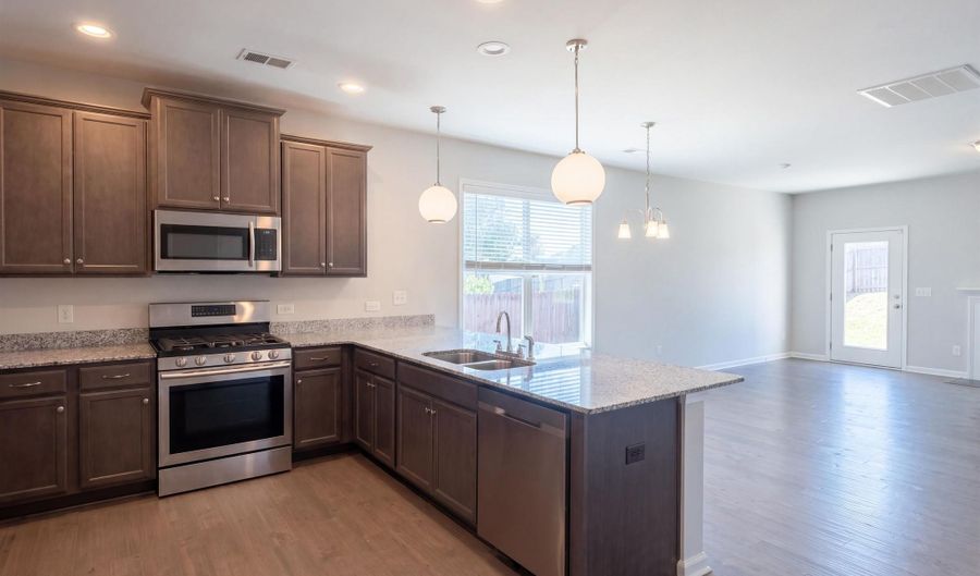 217 Cassingham Ln, Boiling Springs, SC 29316 - 4 Beds, 3 Bath