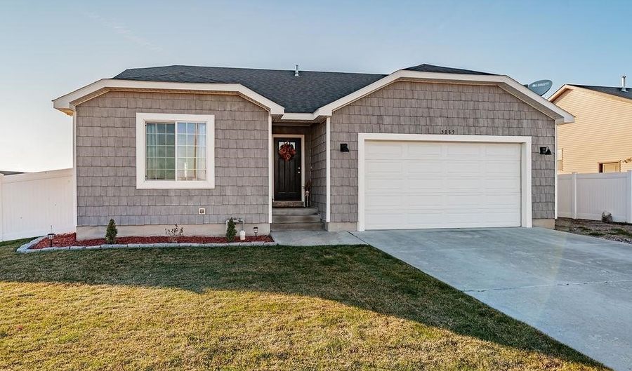 5089 Camden, Chubbuck, ID 83202 - 5 Beds, 3 Bath