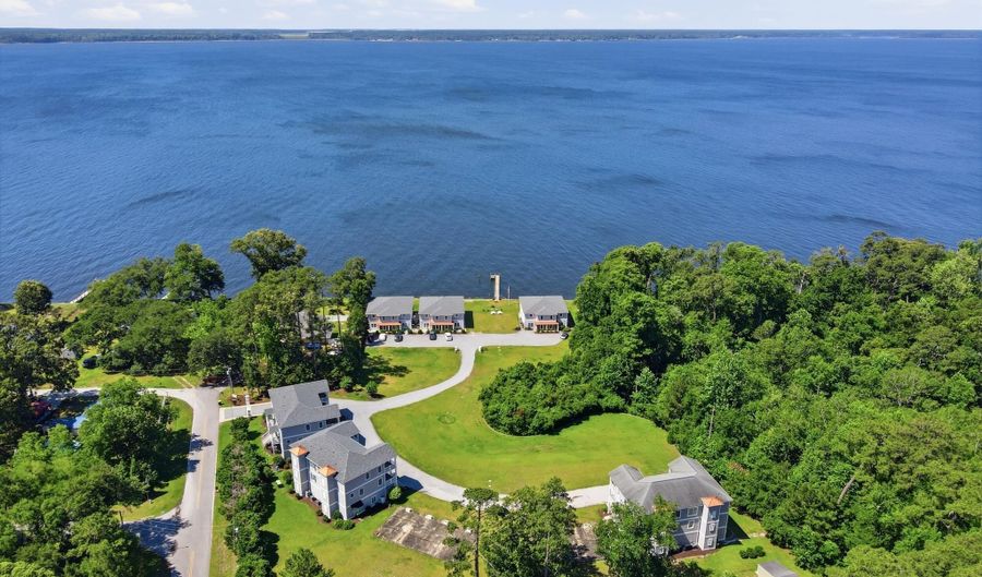 1129 Bennett Rd 1B, Minnesott Beach, NC 28510 - 2 Beds, 3 Bath