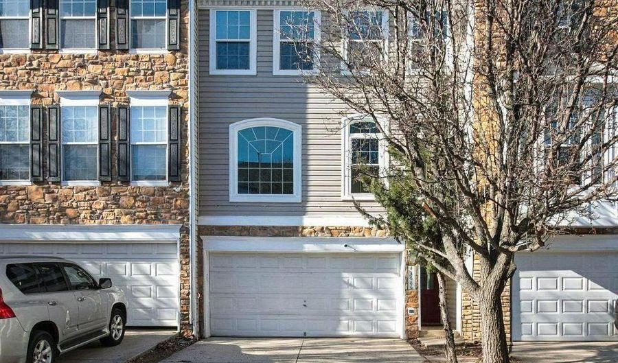 43686 PHELPS Ter, Ashburn, VA 20147 - 3 Beds, 4 Bath