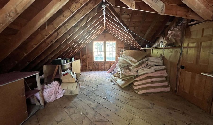 1464 Arnold District Rd, Brandon, VT 05733 - 3 Beds, 2 Bath