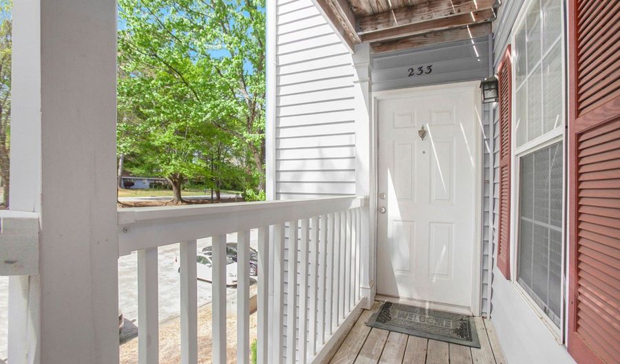 233 Cobblestone 233, Avondale Estates, GA 30002 - 2 Beds, 2 Bath