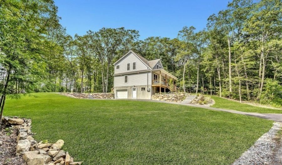 305 Mountainside Dr, Alloway, NJ 07422 - 3 Beds, 3 Bath