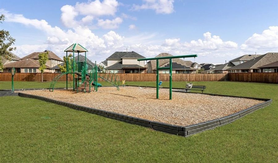 988 Emil Pl, Allen, TX 75013 - 3 Beds, 3 Bath