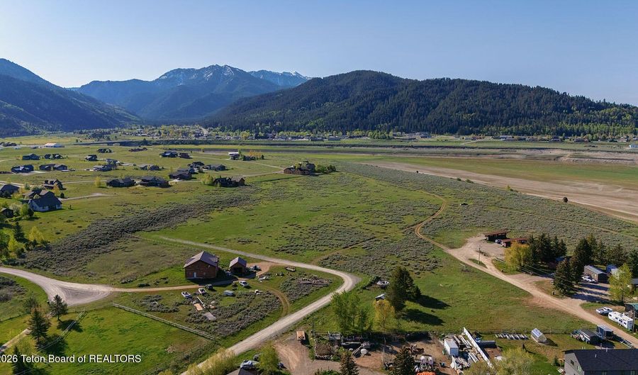 2 35 ACRES CO RD 100, Alpine, WY 83128 - 0 Beds, 0 Bath