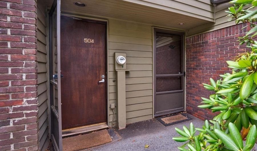 504 Tumbling Hawk 504, Acton, MA 01718 - 2 Beds, 2 Bath