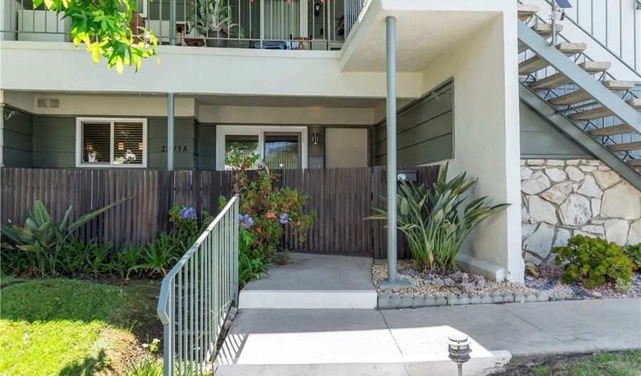 22913 Nadine Cir A, Torrance, CA 90505 - 2 Beds, 2 Bath