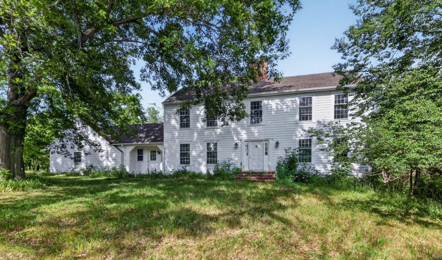189 Province Line Rd, Allentown, NJ 08501 - 4 Beds, 3 Bath