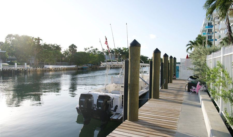 9800 W Bay Harbor Dr 503, Bay Harbor Islands, FL 33154 - 2 Beds, 2 Bath