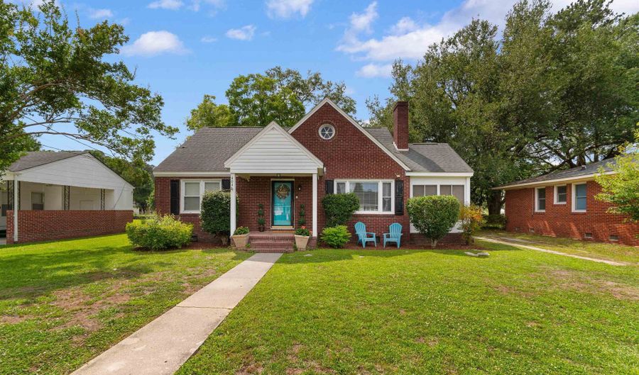 404 S Cedar Ave, Andrews, SC 29510 - 3 Beds, 1 Bath