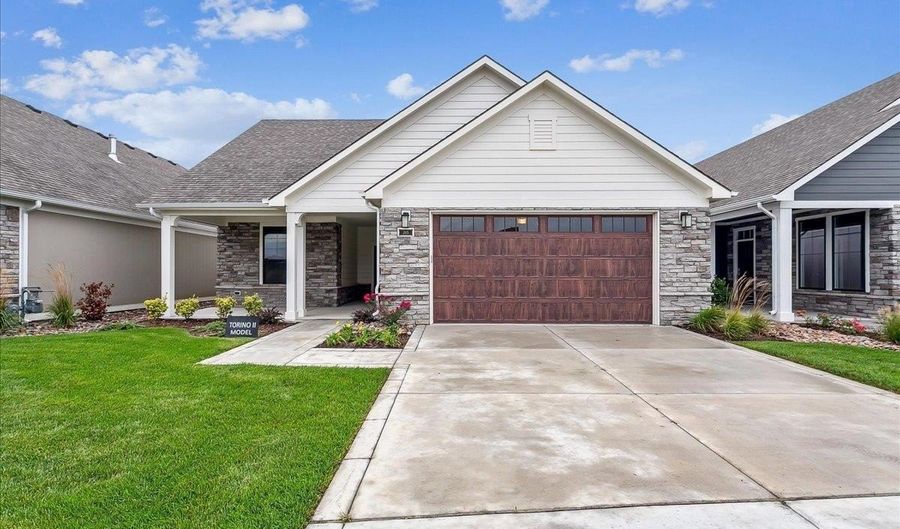205 S Heritage Way, Andover, KS 67002 - 2 Beds, 2 Bath