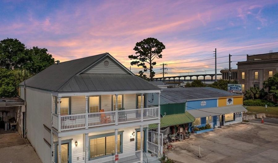 51 Market St A, Apalachicola, FL 32320 - 0 Beds, 1 Bath