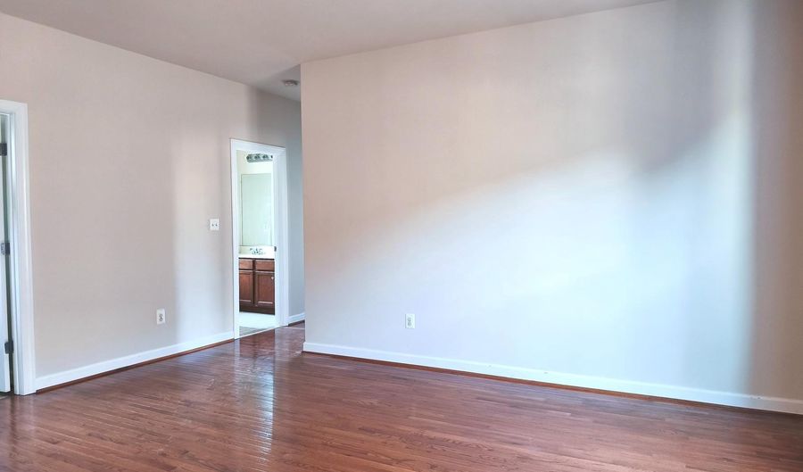 20792 EXCHANGE St, Ashburn, VA 20147 - 4 Beds, 4 Bath